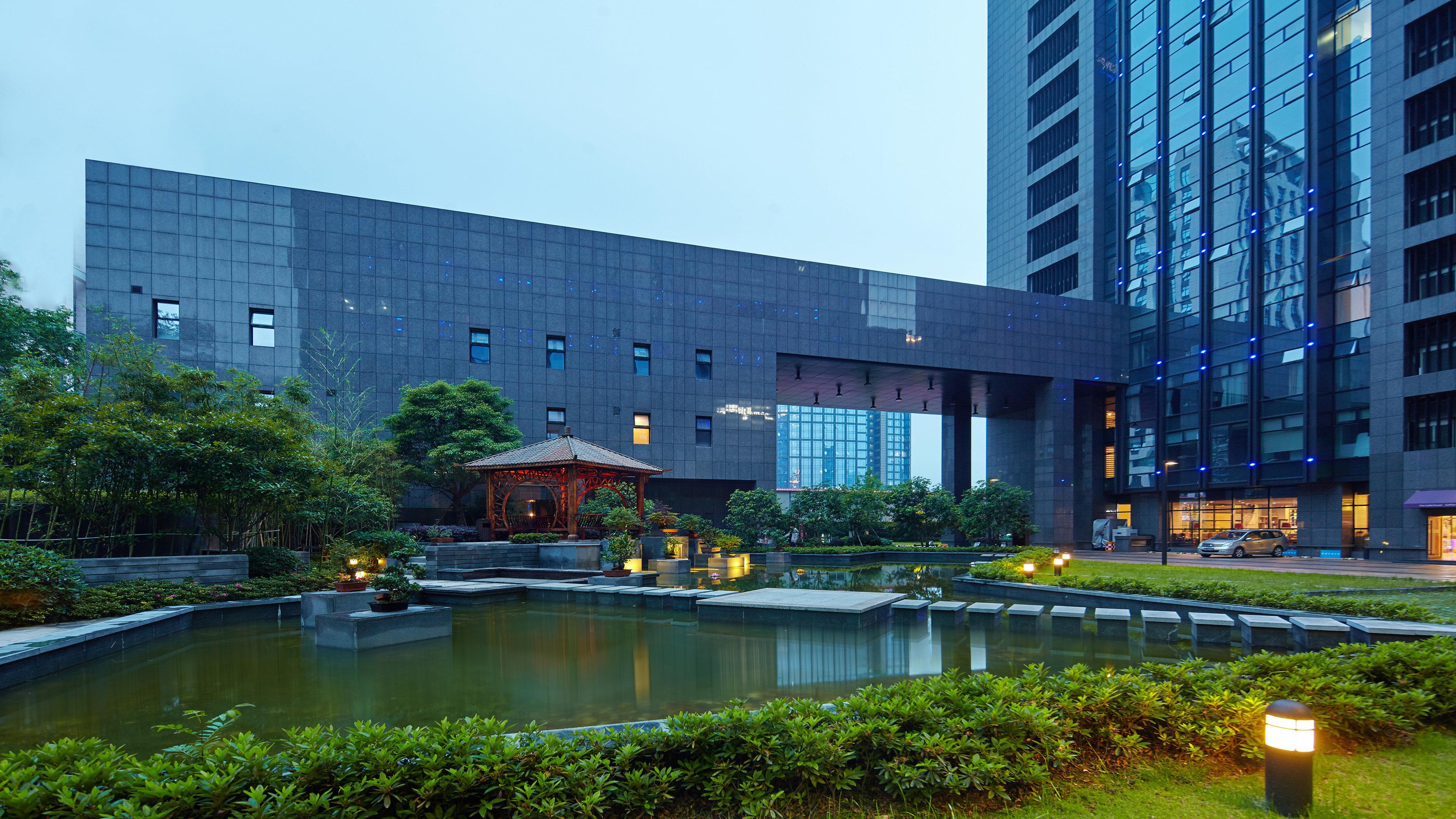 Holiday Inn Express Hangzhou Huanglong Exterior photo