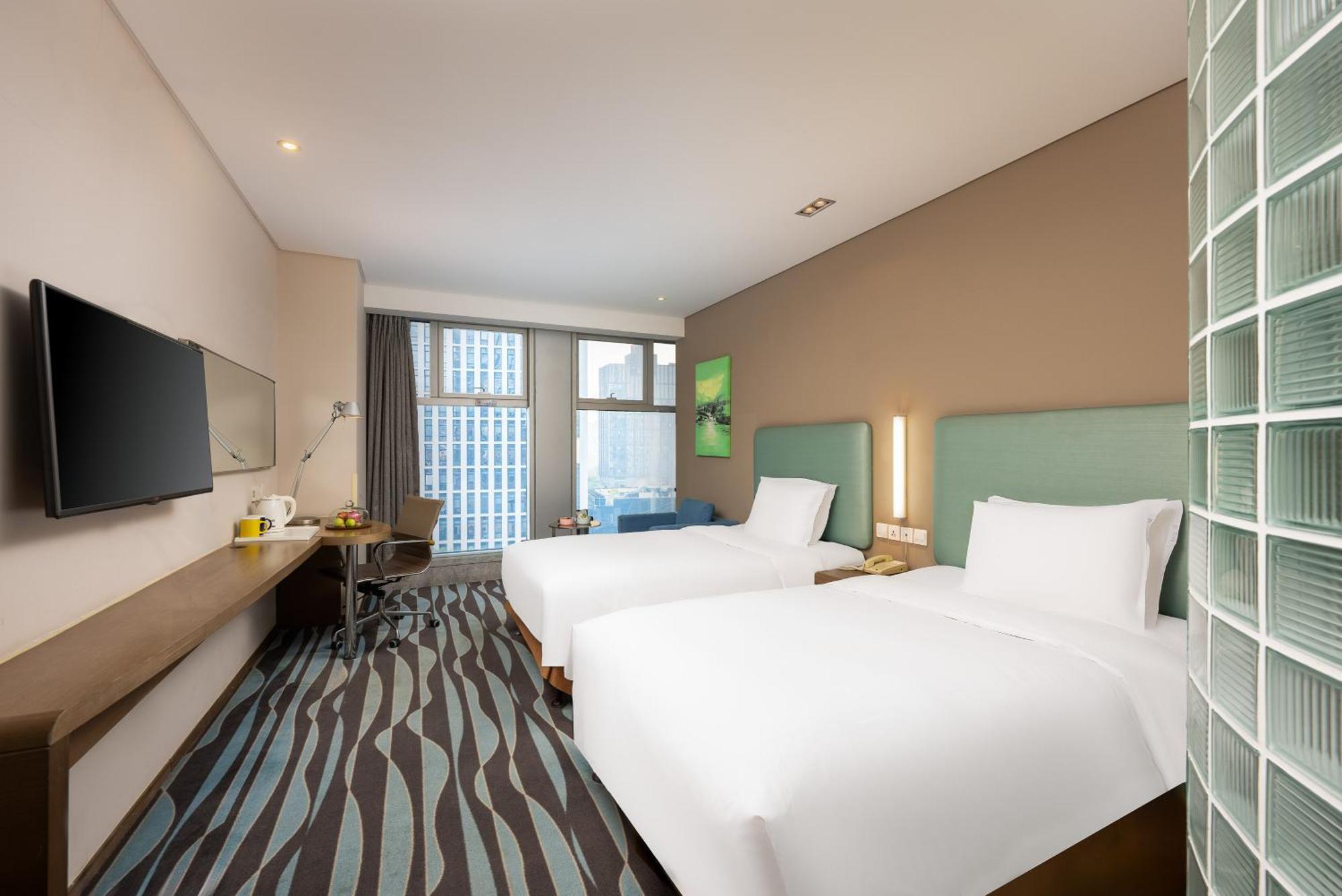 Holiday Inn Express Hangzhou Huanglong Exterior photo