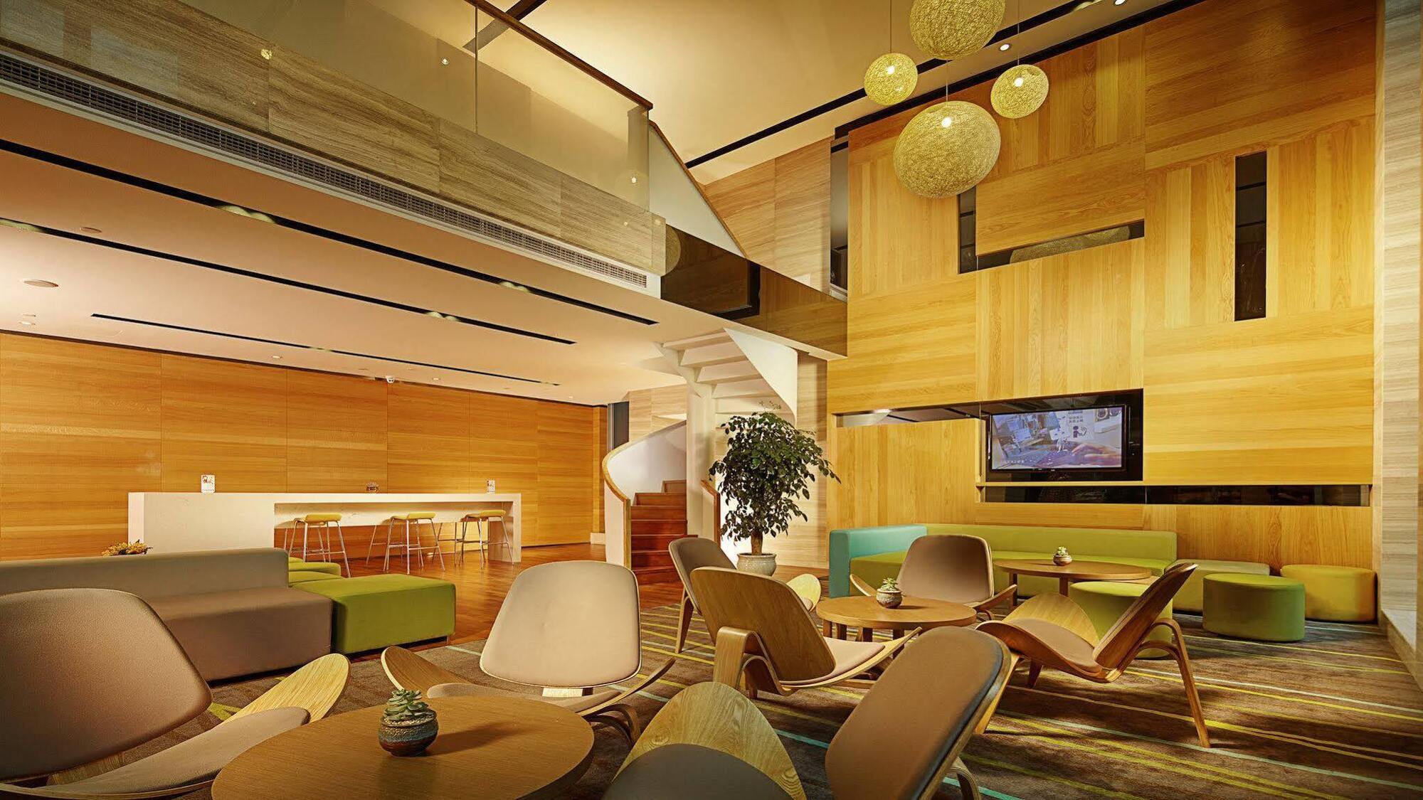 Holiday Inn Express Hangzhou Huanglong Exterior photo